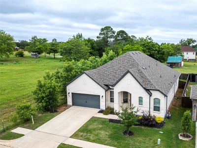 /international/us/1237-levee-lane-kennedale-tx-110107885698/