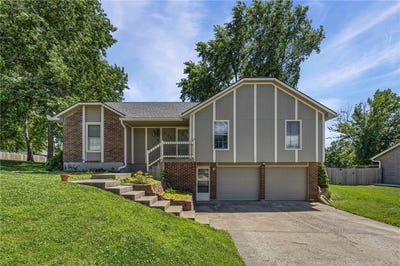 /international/us/609-loran-lane-raymore-mo-110108914524/