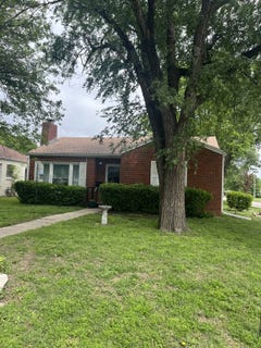 /international/us/130-s-larson-ave-chanute-ks-110107586867/