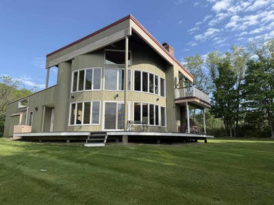 /international/us/2456-vermont-route-30-pawlet-vt-110108491202/