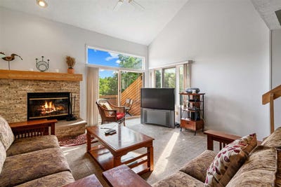 /international/us/4749-s-pleasantview-road-harbor-springs-mi-110109138379/