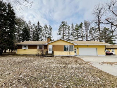 /international/us/39475-133rd-street-bath-sd-110107196439/