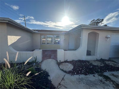 /international/us/9005-lunar-lane-port-richey-fl-110101259828/?lang=en