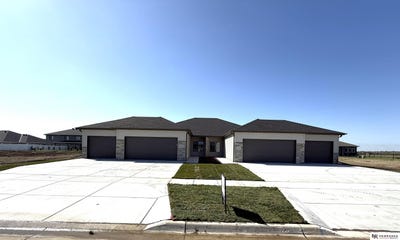 /international/us/4931-donnette-drive-lincoln-ne-110108988650/