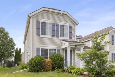/international/us/97-w-amberley-drive-round-lake-il-110109132019/