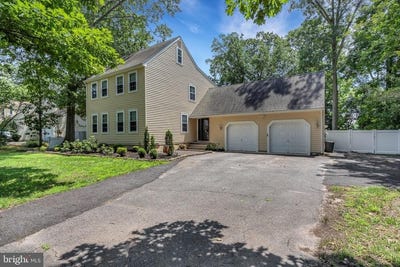 /international/us/35-christian-drive-pittsgrove-nj-110100811290/