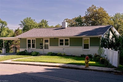 /international/us/226-e-lebanon-street-mount-airy-nc-110109737241/