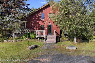 /international/us/8-pony-road-ashland-ny-110110356534/