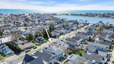 /international/us/1805-parkway-lake-como-nj-110098887802/