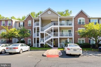 /international/us/8-cheverny-court-hamilton-nj-110100513525/