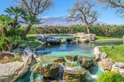 /international/us/30995-via-las-palmas-thousand-palms-ca-110098889687/