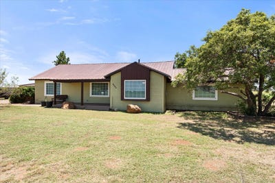 /international/us/9302-e-county-rd-6700-lubbock-tx-110100812972/