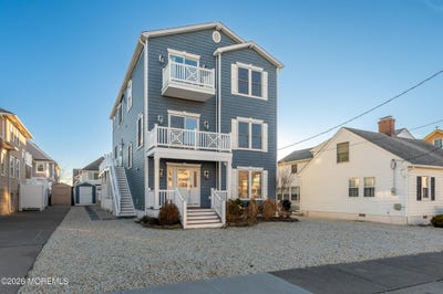 /international/us/29-4th-avenue-lavallette-nj-110106528475/