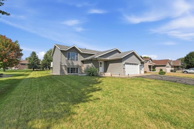 /international/us/335-country-side-lane-albany-mn-110109845063/