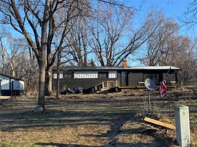 /international/us/10790-s-36th-avenue-w-colfax-ia-110107481994/