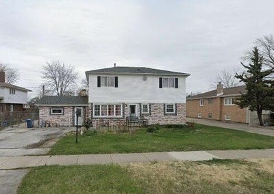 /international/us/8329-rutherford-avenue-burbank-il-110108540747/