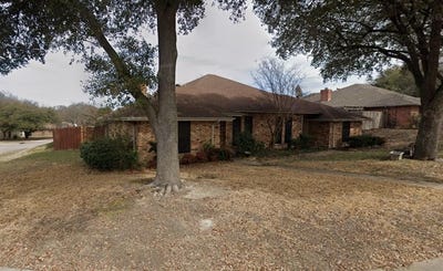 /international/us/801-803-summit-drive-desoto-tx-110100746597/