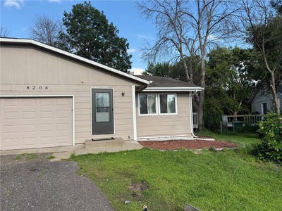 /international/us/8208-halifax-court-n-brooklyn-park-mn-110100427395/?lang=id