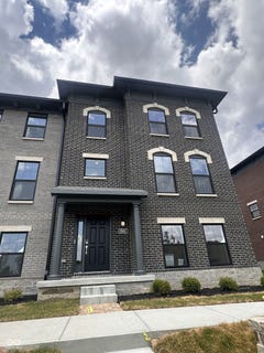/international/us/1563-hamilton-ridge-road-westfield-in-110105873843/