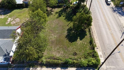 /international/us/1753-w-poplar-san-antonio-tx-110120154040/