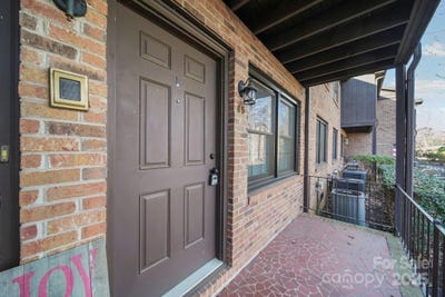 /international/us/855-nottingham-drive-gastonia-nc-110104485782/