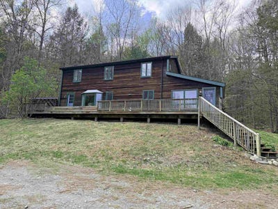 /international/us/92-wardon-road-putney-vt-110107823815/