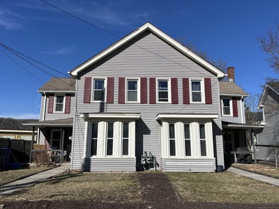 /international/us/131-willow-street-winchester-ct-110101478184/?lang=id