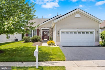 /international/us/18-ambrose-drive-columbus-nj-110108097303/