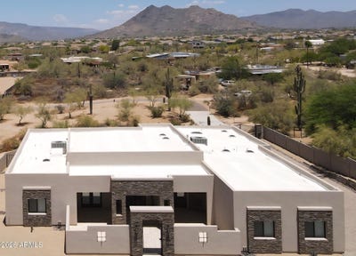 /international/us/6027-e-wildcat-drive-cave-creek-az-110108448994/