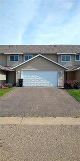 /international/us/1205-w-9th-street-new-richmond-wi-110109008803/
