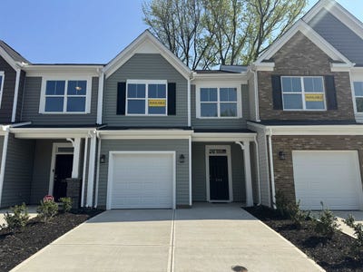 /international/us/204-spartina-court-spartanburg-sc-110101680248/