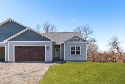 /international/us/742-kensington-drive-ripon-wi-110102383123/