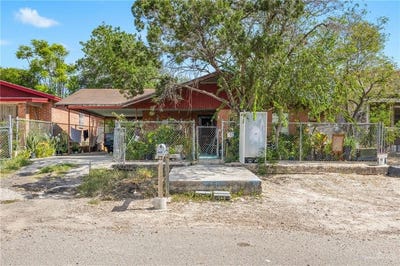 /international/us/607-n-texas-street-rio-grande-city-tx-110102944099/