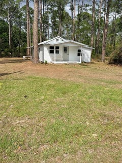 /international/us/374-patterson-st-baxley-ga-110106920136/