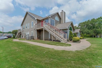 /international/us/104-waters-edge-lane-madison-al-110108538981/