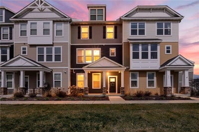 /international/us/665-satori-way-chaska-mn-110107378347/
