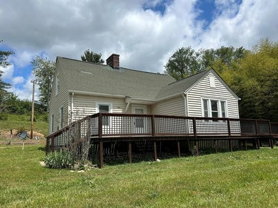 /international/us/1363-beaver-dam-rd-independence-va-110108125498/