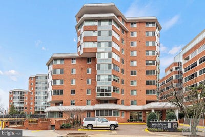 /international/us/1001-n-vermont-street-arlington-va-110108030994/