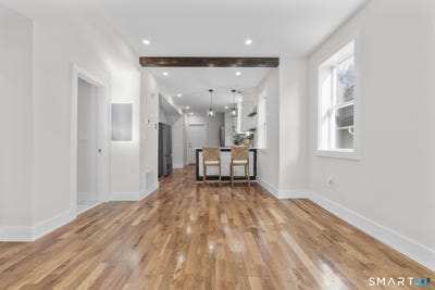 /international/us/54-plaza-avenue-waterbury-ct-110106445723/