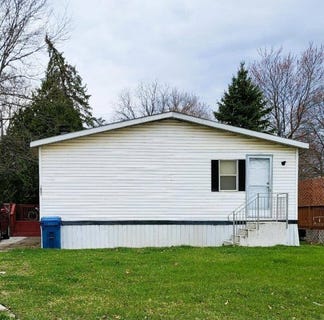 /international/us/1801-davis-st-milford-mi-110108539276/