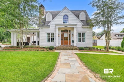 /international/us/6818-cedar-run-fairhope-al-110101221764/