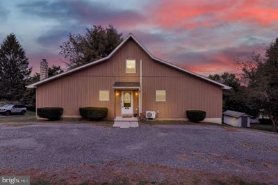 /international/us/203-hatchet-cove-auburn-pa-110120414720/
