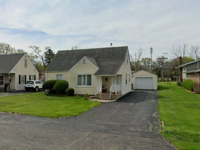 /international/us/new-lenox-il-110120460832/