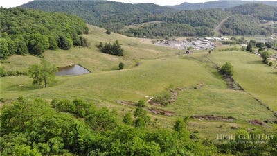 /international/us/336-mtn-valley-drive-west-jefferson-nc-110108468224/
