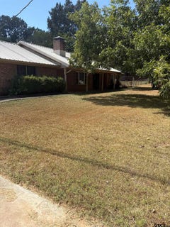 /international/us/131-dogwood-lone-star-tx-110110047517/