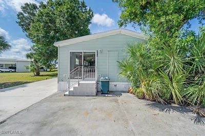 /international/us/808-renn-drive-nw-moore-haven-fl-110099203610/?lang=en