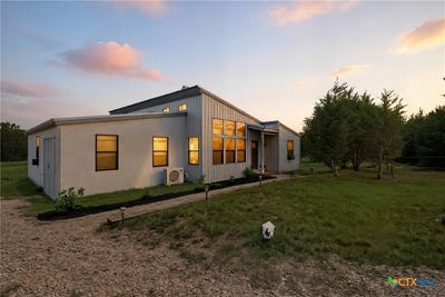 /international/us/495-hurst-place-boulevard-lampasas-tx-110101393184/