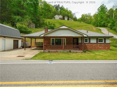 /international/us/1525-thorofare-road-clendenin-wv-110107820235/