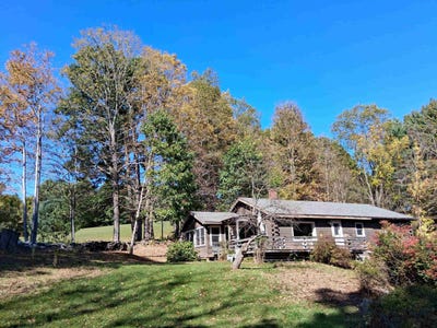 /international/us/625-black-mountain-road-brattleboro-vt-110120422695/