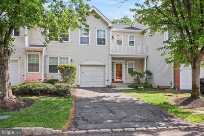 /international/us/256-marcia-way-bridgewater-nj-110099648581/